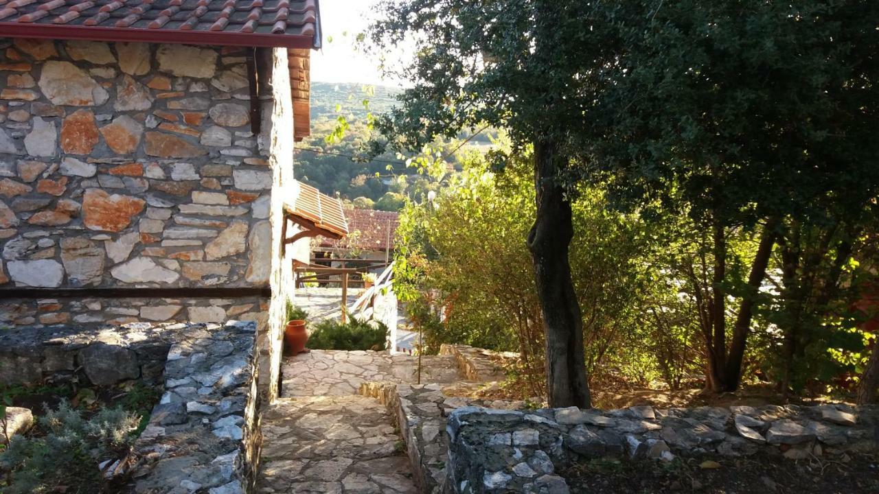 Stonehouse 2 Bedroom Chalet On Olympus Amazing View Pétra Exterior foto