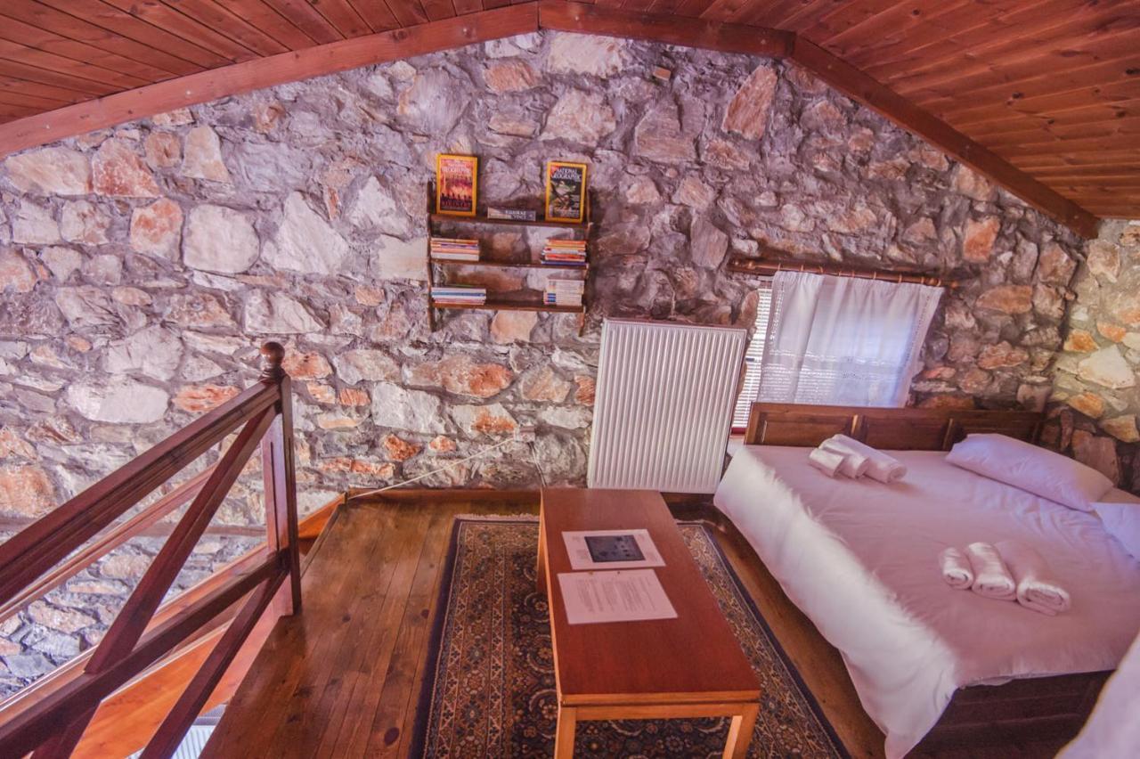 Stonehouse 2 Bedroom Chalet On Olympus Amazing View Pétra Exterior foto